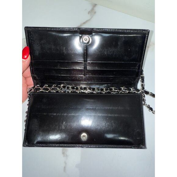 Gucci Patent Leather Chain Wallet in Black - Picture 3 of 8